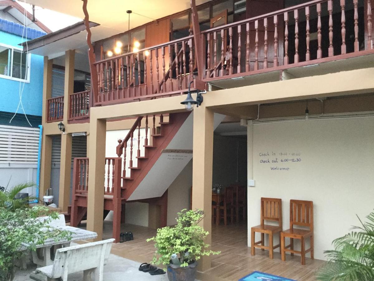 Siriwal Guesthouse Phra Nakhon Si Ayutthaya Exteriör bild
